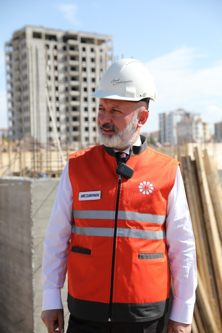 BAŞKAN ÇOLAKBAYRAKDAR: “KENDİ KENDİNE YETEN BELEDİYECİLİKTE TÜRKİYE’YE ÖRNEK OLUYORUZ”