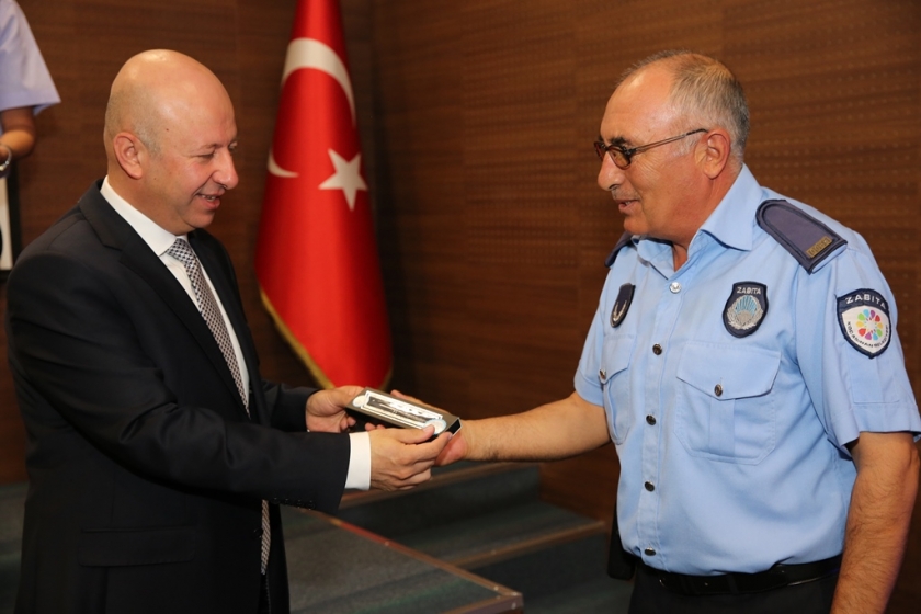 BAŞKAN ÇOLAKBAYRAKDAR “ZABITALARIMIZ BELEDİYENİN SAHADAKİ GÖRÜNEN YÜZÜDÜR”