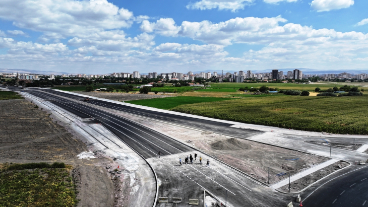 BAŞKAN ÇOLAKBAYRAKDAR: “KOCASİNAN’A 200 MİLYONLUK ULAŞIM YATIRIMIYLA TARİHİ BİR BULVAR KAZANDIRIYORUZ”