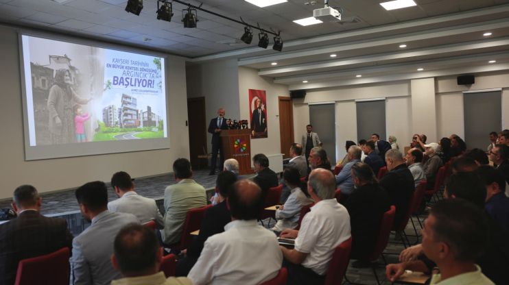 BAŞKAN ÇOLAKBAYRAKDAR, “ARGINCIK, ŞEHRİN GELECEĞİNİ ŞEKİLLENDİRECEK; KAYSERİ TARİHİNİN EN BÜYÜK DÖNÜŞÜM KARARIDIR”