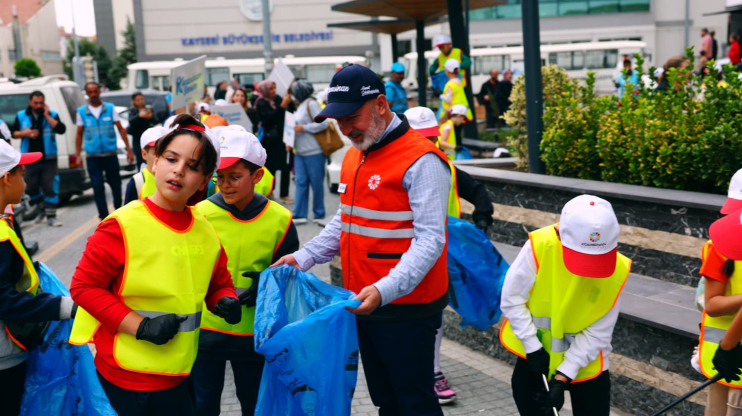 BAŞKAN ÇOLAKBAYRAKDAR: "DAHA TEMİZ ÇEVRE İÇİN DURMADAN ÇALIŞIYORUZ"