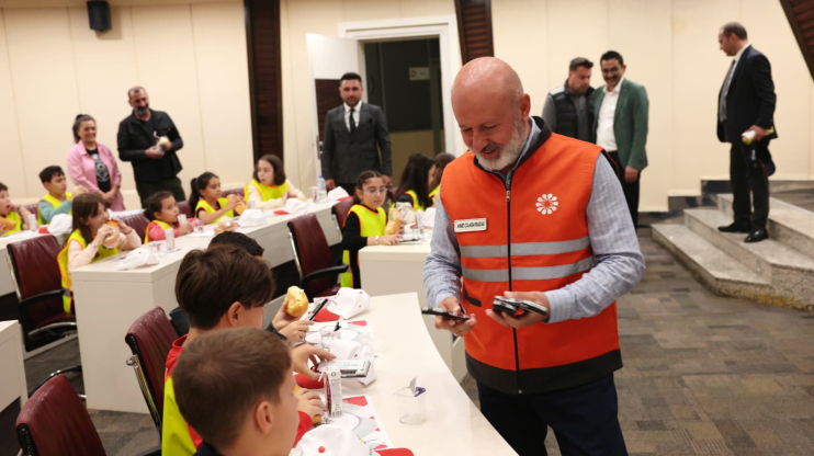 BAŞKAN ÇOLAKBAYRAKDAR: "DAHA TEMİZ ÇEVRE İÇİN DURMADAN ÇALIŞIYORUZ"