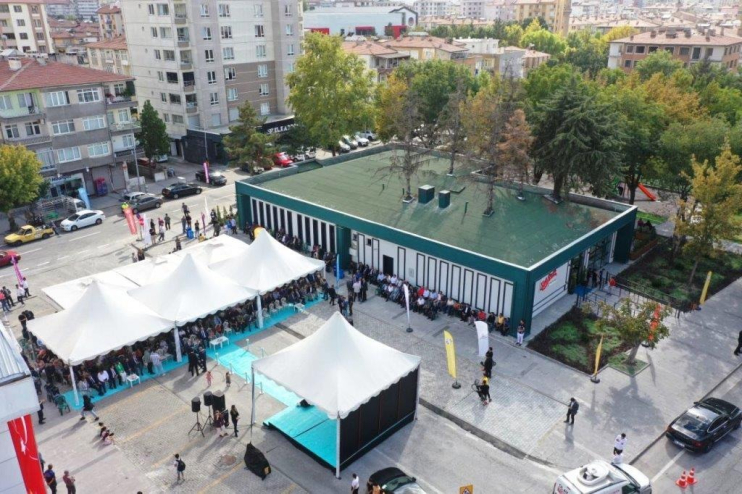BAŞKAN ÇOLAKBAYRAKDAR, “SOSYAL TESİSLERLE HEMŞEHRİLERİMİZİN HAYATINA VE KOCASİNAN’A DEĞER KATIYORUZ”
