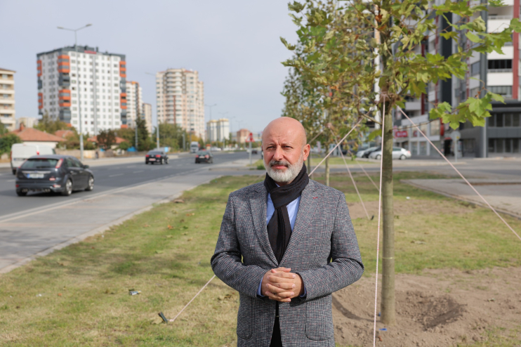 BAŞKAN ÇOLAKBAYRAKDAR: “KOCASİNAN’I YEŞİLLE DONATIYORUZ, TÜRKİYE’YE ÖNCÜLÜK EDİYORUZ”