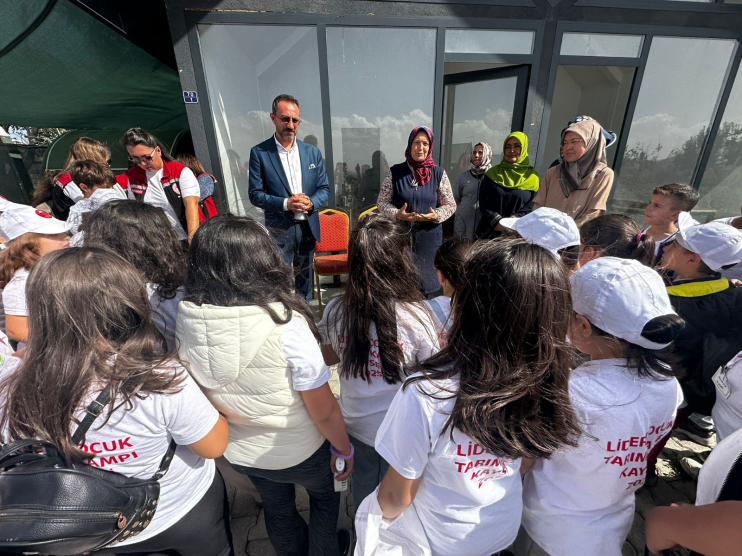 BAŞKAN ÇOLAKBAYRAKDAR: “YERELDEN TÜRKİYE’YE MODEL OLACAK İŞLER YAPIYORUZ”