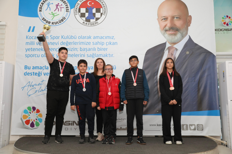 BAŞKAN ÇOLAKBAYRAKDAR, “GELECEĞİN LİDERLERİ YETİŞİYOR”