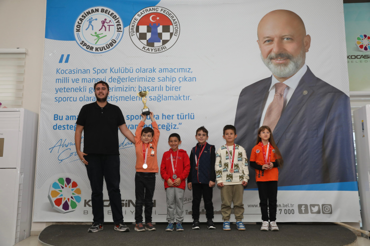 BAŞKAN ÇOLAKBAYRAKDAR, “GELECEĞİN LİDERLERİ YETİŞİYOR”