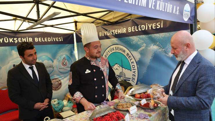  BAŞKAN ÇOLAKBAYRAKDAR, “KAYSERİ’MİZ, YÖRESEL LEZZETLERİN MERKEZİ VE TÜRKİYE’NİN GURURUDUR”