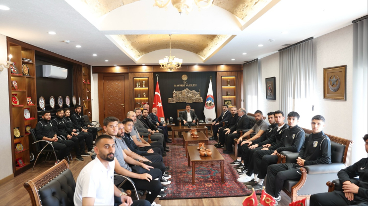 BAŞKAN ÇOLAKBAYRAKDAR: “KAYSERİ FUTBOLUNUN TEMEL TAŞI KOCASİNAN ŞİMŞEKSPOR, ŞEHRİMİZİ GURURLA TEMSİL EDİYOR”