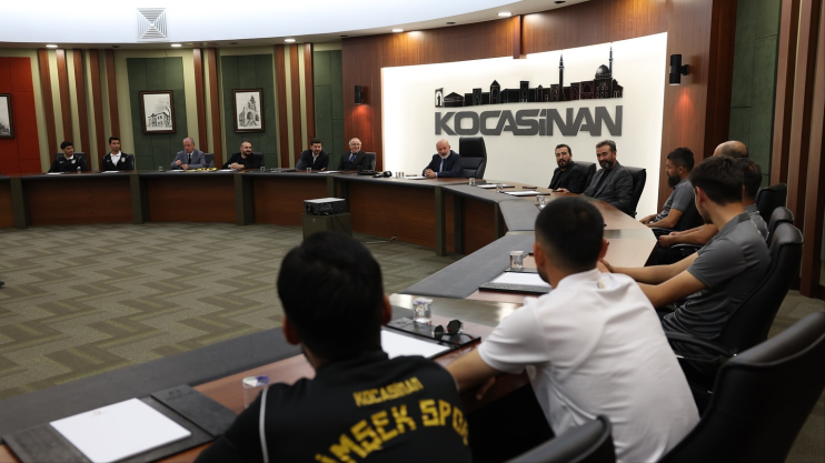 BAŞKAN ÇOLAKBAYRAKDAR: “KAYSERİ FUTBOLUNUN TEMEL TAŞI KOCASİNAN ŞİMŞEKSPOR, ŞEHRİMİZİ GURURLA TEMSİL EDİYOR”