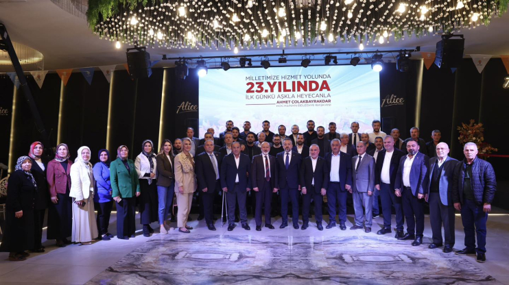 BAŞKAN ÇOLAKBAYRAKDAR: “VATANDAŞ ODAKLI HİZMET ANLAYIŞIYLA TÜRKİYE’DE FARK OLUŞTURUYORUZ”