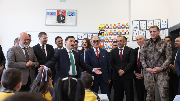 BAŞKAN ÇOLAKBAYRAKDAR: “EĞİTİM İÇİN NE GEREKİYORSA HER ZAMAN HAZIRIZ”