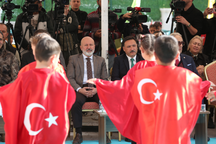 BAŞKAN ÇOLAKBAYRAKDAR: “EĞİTİM İÇİN NE GEREKİYORSA HER ZAMAN HAZIRIZ”