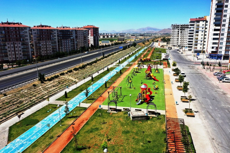 BAŞKAN ÇOLAKBAYRAKDAR: “KİŞİ BAŞINA 17,60 M² YEŞİL ALAN, 530 PARK VE 965 BİN AĞAÇLA GELECEĞE NEFES, ŞEHRE OKSİJEN”