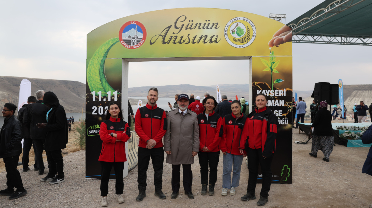 BAŞKAN ÇOLAKBAYRAKDAR, “KOCASİNAN’DA MAVİYLE YEŞİLİ BULUŞTURUYOR, GELECEĞE NEFES OLUYORUZ”