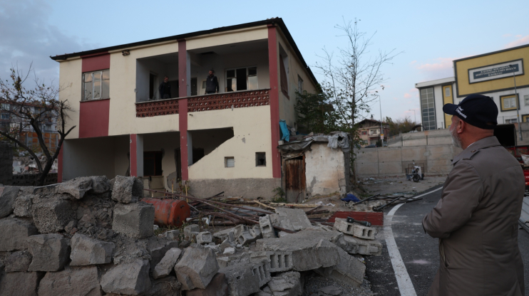 BAŞKAN ÇOLAKBAYRAKDAR UĞUREVLER’DE: “GELECEĞİN MODERN MAHALLESİNİ İNŞA EDİYORUZ”