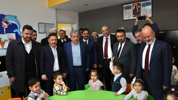 BAŞKAN ÇOLAKBAYRAKDAR, “VATANDAŞLARIMIZA DAHA KONFORLU YAŞAM OLANAKLARI SAĞLIYORUZ”