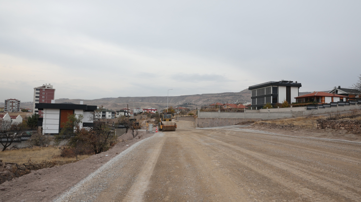 BAŞKAN ÇOLAKBAYRAKDAR, “KOCASİNAN’IN HER KÖŞESİNDE DAHA YAŞANABİLİR BİR ŞEHİR PARÇASI İNŞA EDİYORUZ”
