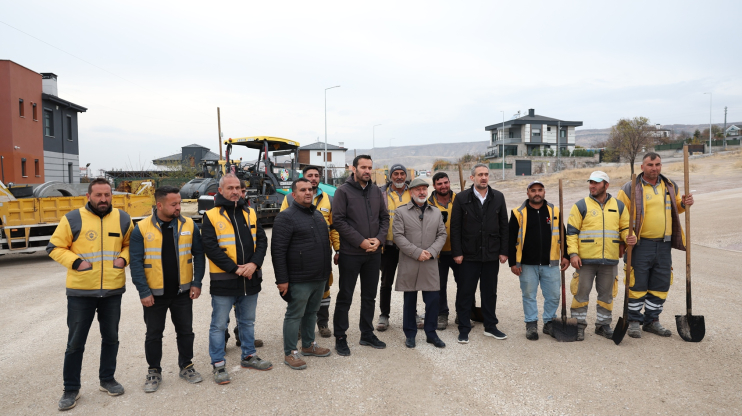 BAŞKAN ÇOLAKBAYRAKDAR, “KOCASİNAN’IN HER KÖŞESİNDE DAHA YAŞANABİLİR BİR ŞEHİR PARÇASI İNŞA EDİYORUZ”