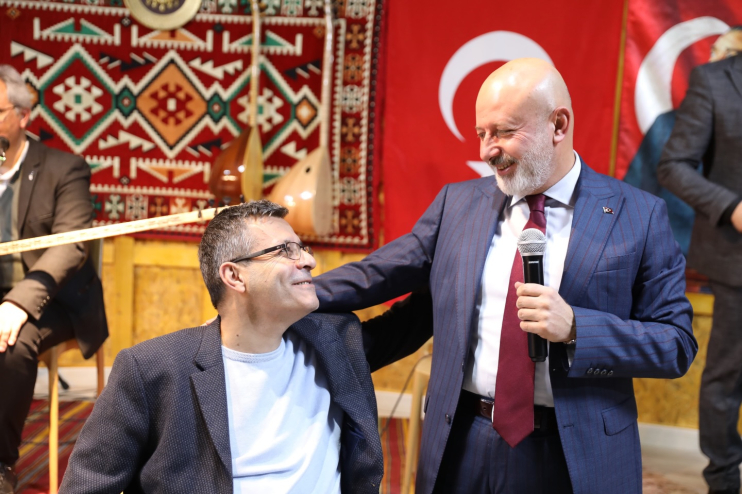 BAŞKAN ÇOLAKBAYRAKDAR, ENGELLİLERİN GÖNÜLLERİNE DOKUNDU