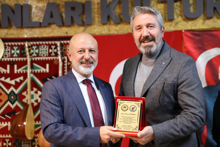 BAŞKAN ÇOLAKBAYRAKDAR, ENGELLİLERİN GÖNÜLLERİNE DOKUNDU