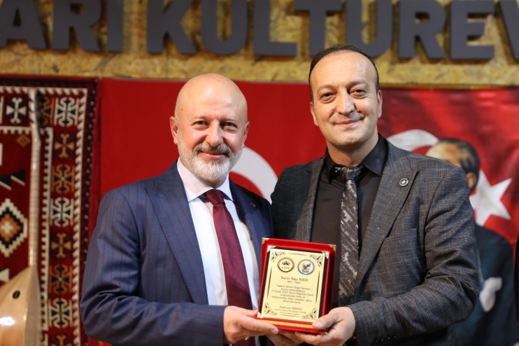 BAŞKAN ÇOLAKBAYRAKDAR, ENGELLİLERİN GÖNÜLLERİNE DOKUNDU