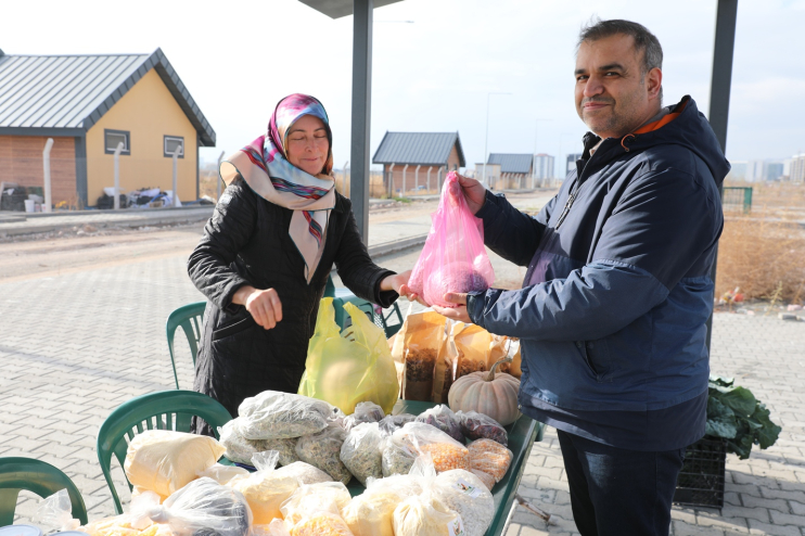 BAŞKAN ÇOLAKBAYRAKDAR: “KAYSERİ’MİZDE BİR İLK OLAN ŞEHİR MERKEZİ TARIMIYLA GELECEĞİ İNŞA EDİYORUZ”