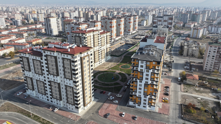BAŞKAN ÇOLAKBAYRAKDAR, “KOCASİNAN, İNSAN ODAKLI HİZMETLERLE ALTIN ÇAĞINI YAŞIYOR”