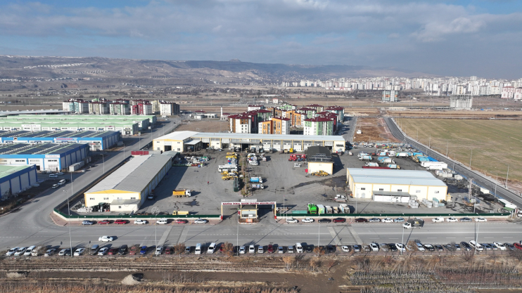 BAŞKAN ÇOLAKBAYRAKDAR, “ŞEHRİMİZİN İHTİYAÇLARINI FABRİKA GİBİ ÇALIŞAN KENDİ ATÖLYELERİMİZDE ÜRETİYORUZ”
