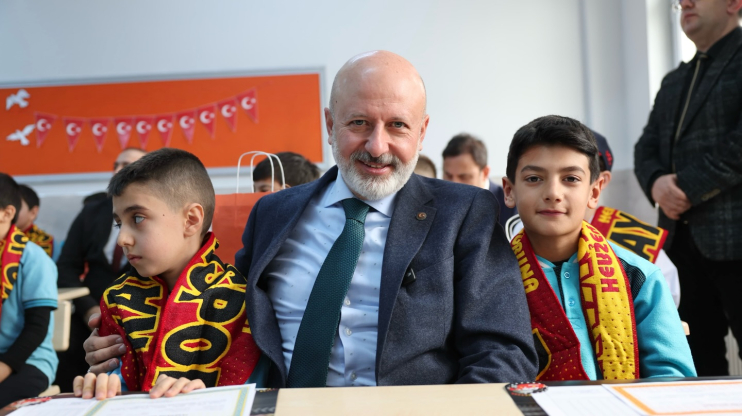 BAŞKAN ÇOLAKBAYRAKDAR: “TÜRKİYE’NİN GELECEĞİ OLAN EVLATLARIMIZIN EĞİTİMİ İÇİN VAR GÜCÜMÜZLE ÇALIŞIYORUZ”