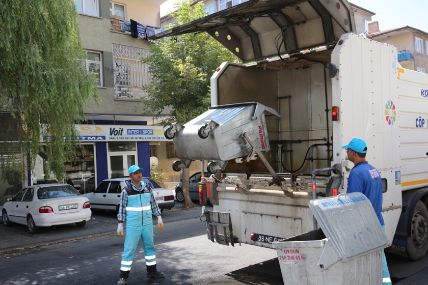 ÇEVRE DOSTU KOCASİNAN’DA DAHA HİJYENİK TEMİZLİK
