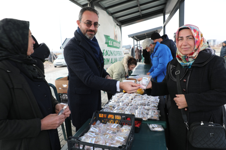 BAŞKAN ÇOLAKBAYRAKDAR: “ATA TOHUMLARI, GELECEĞE BIRAKACAĞIMIZ EN KIYMETLİ MİLLÎ MİRASIMIZDIR”