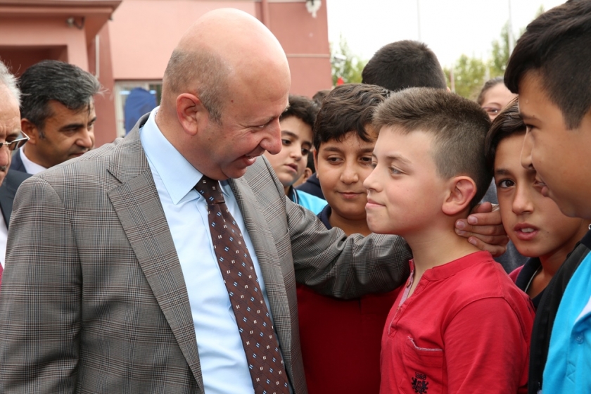 İLKLERİN BELEDİYESİ KOCASİNAN, DAHA SAĞLIKLI NESİLLER İÇİN ÇALIŞIYOR