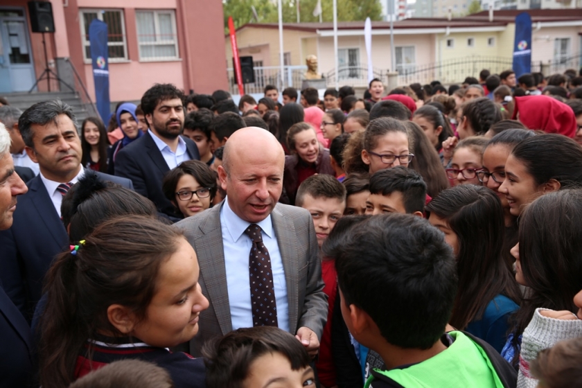 İLKLERİN BELEDİYESİ KOCASİNAN, DAHA SAĞLIKLI NESİLLER İÇİN ÇALIŞIYOR