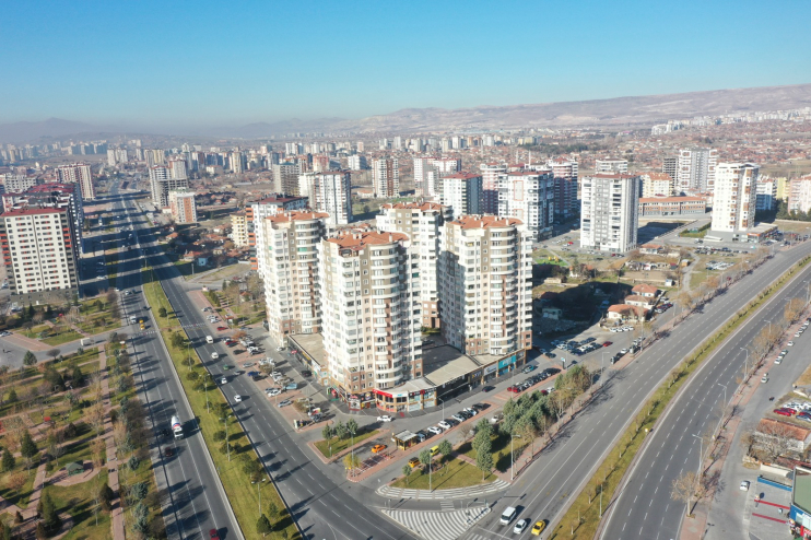 BAŞKAN ÇOLAKBAYRAKDAR, “SEYRANİ’YE YAKIŞIR KAPALI SPOR KOMPLEKSİNİ KAZANDIRIYORUZ”