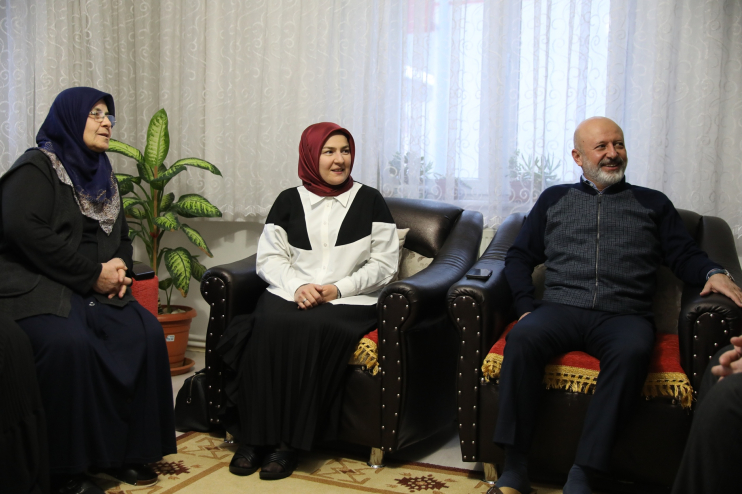 BAŞKAN ÇOLAKBAYRAKDAR: “AZİZ ŞEHİTLERİMİZ ASLA UNUTULMAYACAK, EMANETLERİ BAŞIMIZIN TACIDIR”