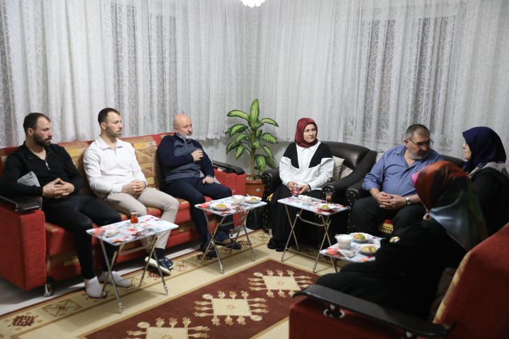 BAŞKAN ÇOLAKBAYRAKDAR: “AZİZ ŞEHİTLERİMİZ ASLA UNUTULMAYACAK, EMANETLERİ BAŞIMIZIN TACIDIR”