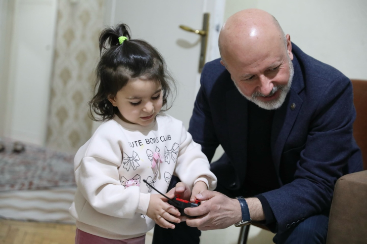 BAŞKAN ÇOLAKBAYRAKDAR: “RAMAZAN’IN BEREKETİNİ HEMŞERİLERİMLE AYNI SOFRADA PAYLAŞIYORUZ”