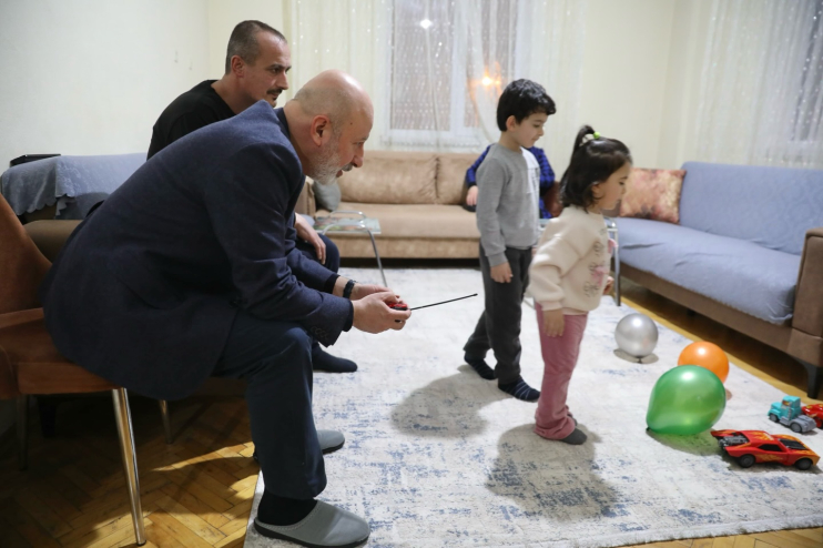 BAŞKAN ÇOLAKBAYRAKDAR: “RAMAZAN’IN BEREKETİNİ HEMŞERİLERİMLE AYNI SOFRADA PAYLAŞIYORUZ”