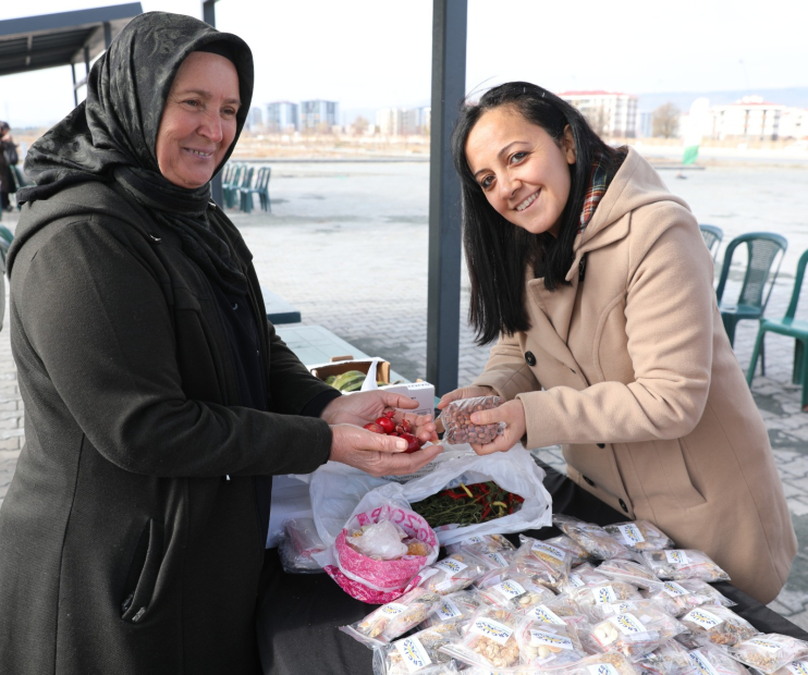 KOCASİNAN BELEDİYESİ’NDEN KADINLARA YÖNELİK ANLAMLI PROJELER