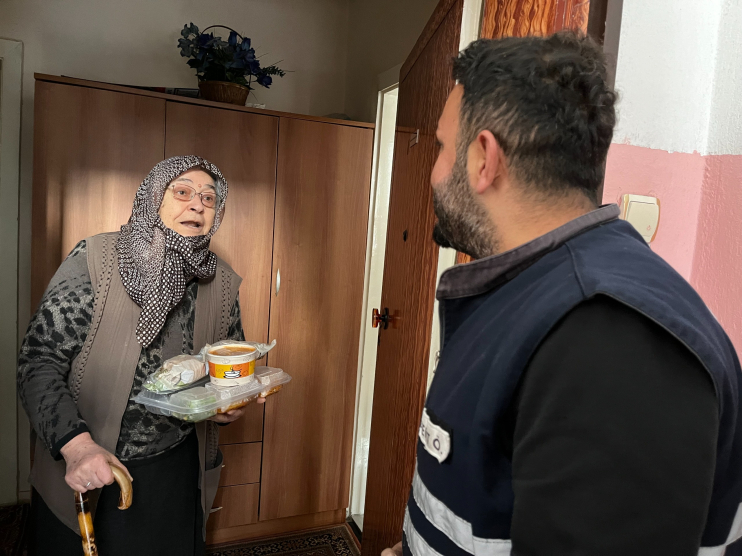 KOCASİNAN’DA “GÖNÜL KAZAN” RAMAZAN’DA DA KAYNAMAYA DEVAM EDİYOR
