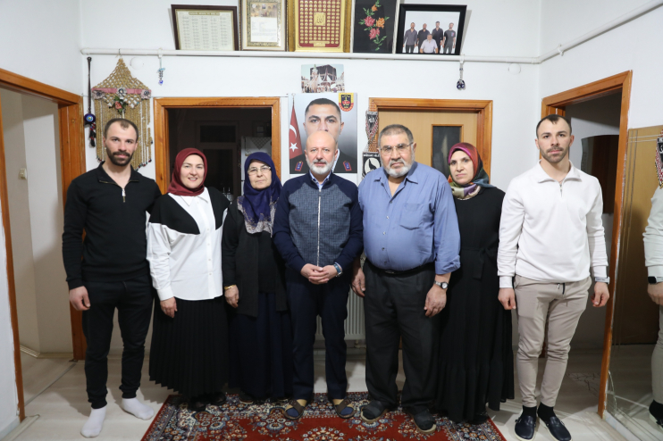 BAŞKAN ÇOLAKBAYRAKDAR: “RAMAZAN’IN BEREKETİNİ HEMŞERİLERİMLE AYNI SOFRADA PAYLAŞTIK”