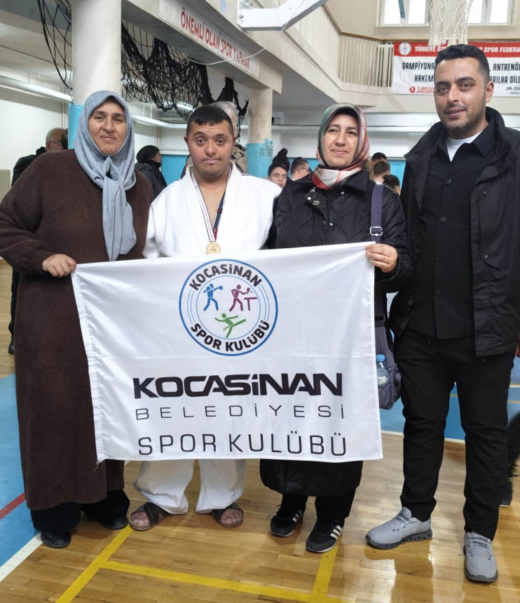 BAŞKAN ÇOLAKBAYRAKDAR, “ÖZEL SPORCUMUZ SAMET, TÜRKİYE’NİN GURURU OLDU”