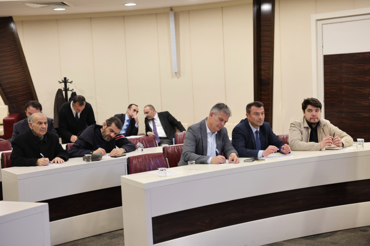 BAŞKAN ÇOLAKBAYRAKDAR, “KENTSEL DÖNÜŞÜMÜ KENDİ İMKÂNLARIYLA YÜRÜTEN TÜRKİYE’DE TEKİZ”