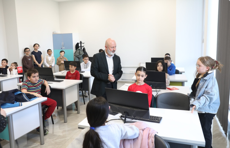 BAŞKAN ÇOLAKBAYRAKDAR: “GENÇLERİMİZİN ÜRETTİĞİ HER PROJE TÜRKİYE’NİN GÜCÜNE GÜÇ KATACAK”