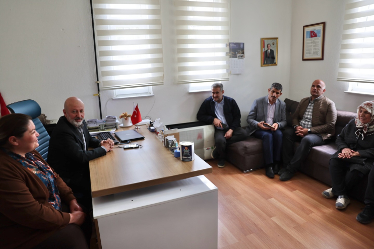 BAŞKAN ÇOLAKBAYRAKDAR, “HER HAFTA MAHALLELERİMİZDEYİZ, SORUNLARA YERİNDE ÇÖZÜM ÜRETİYORUZ”