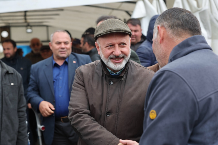 BAŞKAN ÇOLAKBAYRAKDAR: “TOPRAKLARIMIZ RAHMETLE DOYDU, HASADIMIZ BEREKETLİ OLSUN”