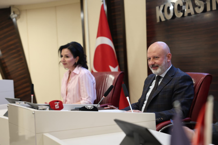 BAŞKAN ÇOLAKBAYRAKDAR, “ŞEHRİMİZE DEĞER KATMAYA DEVAM EDECEĞİZ”