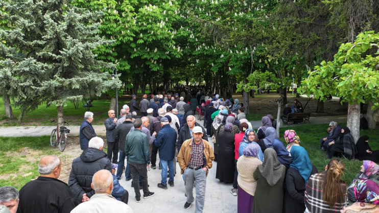 KOCASİNAN’IN DOMATES EFSANESİ, BU YIL DA BÜYÜK YANKI UYANDIRDI
