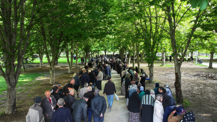 KOCASİNAN’IN DOMATES EFSANESİ, BU YIL DA BÜYÜK YANKI UYANDIRDI
